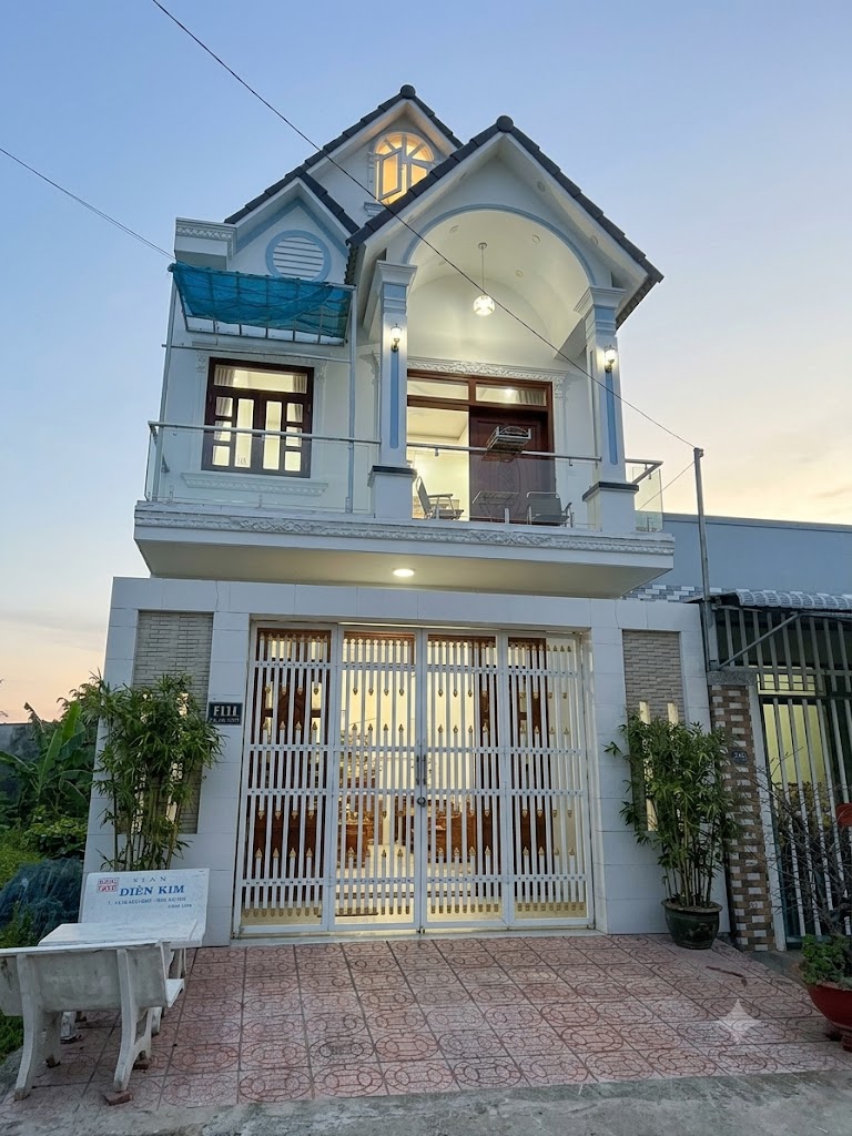 Nhà 1 trệt 1 lầu đường D17A khu Minh Linh